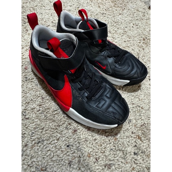Nike Other - Nike youth size 3 Giannis black red tennis shoes